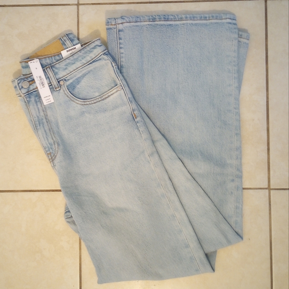 New Victoria's Secret Denim by Pink Straight Leg High Rise Light Wash Jeans Sz 6